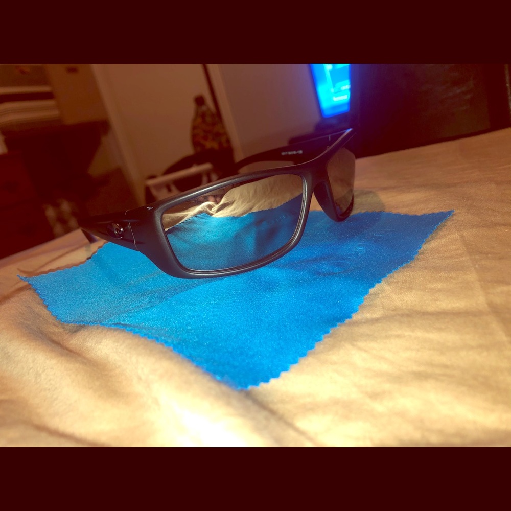 Men’s costa sunglasses